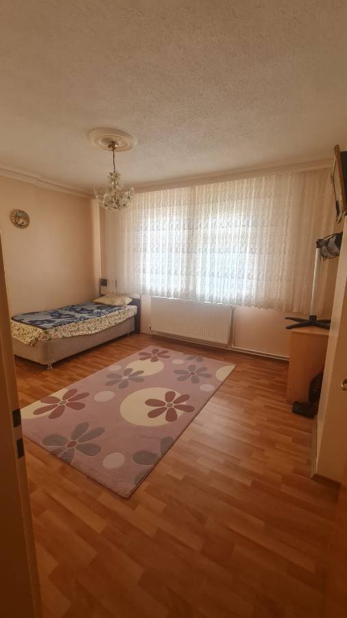 BAĞLUM KARŞIYAKA MAHALLESİNDE BAĞKENT SİTESİNDE BAĞIMSIZ,ARA KAT  3+1 SATILIK DAİRE