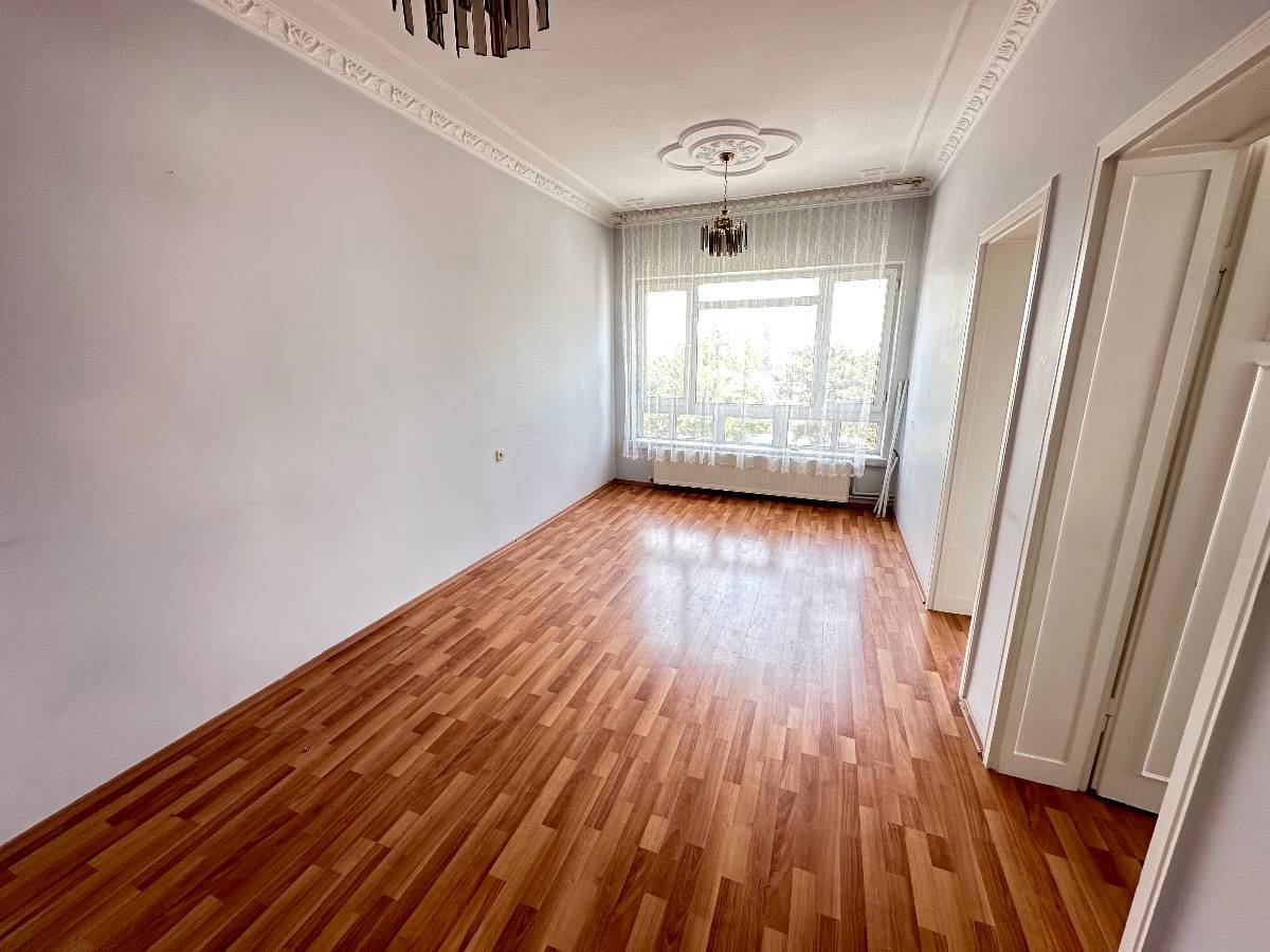 AYDINLIKEVLER DE 3+1,ÜST KAT ÖN CEPHE KİRALIK DAİRE...