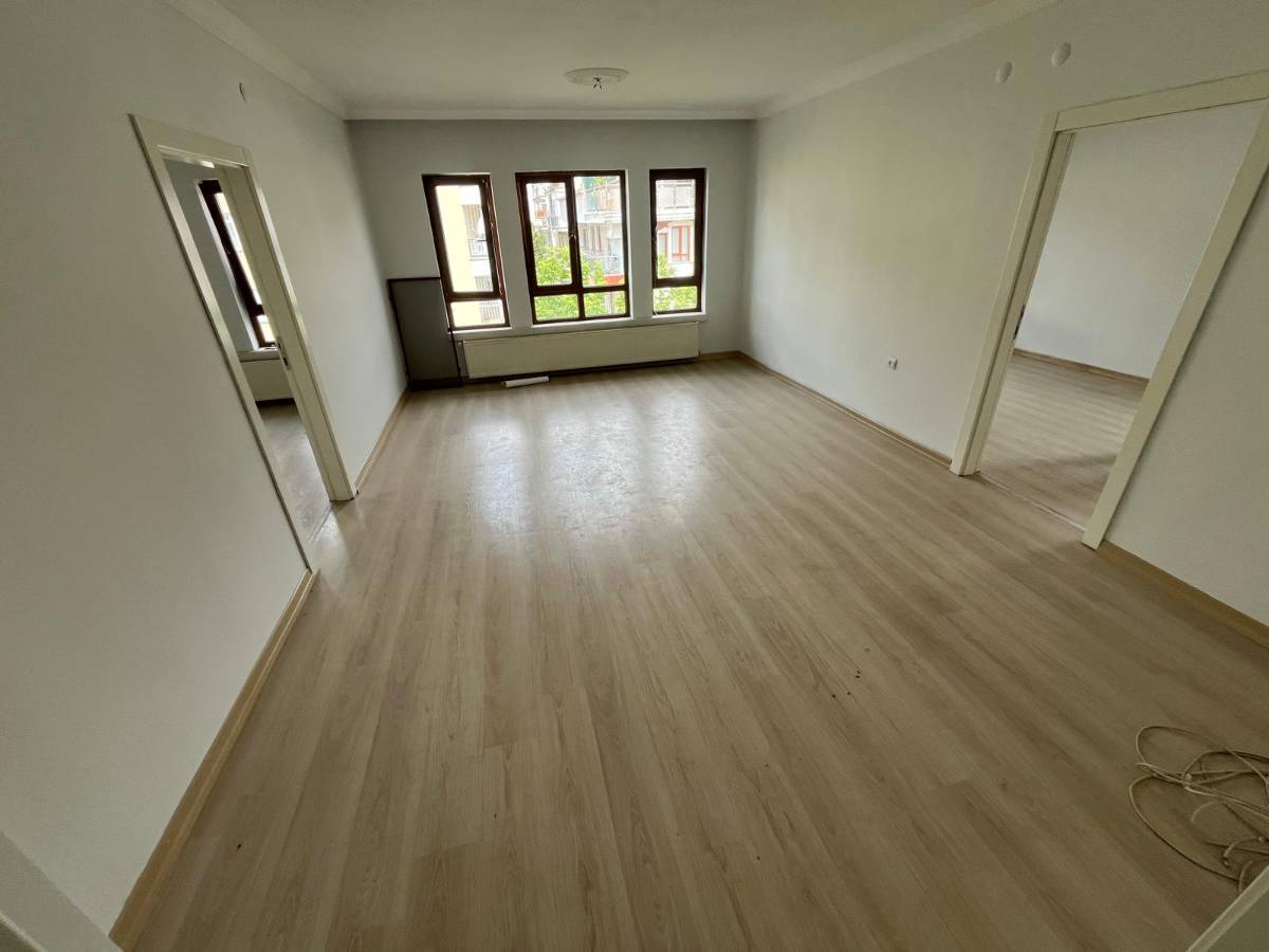 İSMAİL KARADENİZ EMLAKTAN  KALABA MAHALLESİNDE 3+1 ÜST KAT, 2 BAĞIMLI, 3 CEPHELİ, YAPILI METRO YAKINI  KİRALIK DAİRE