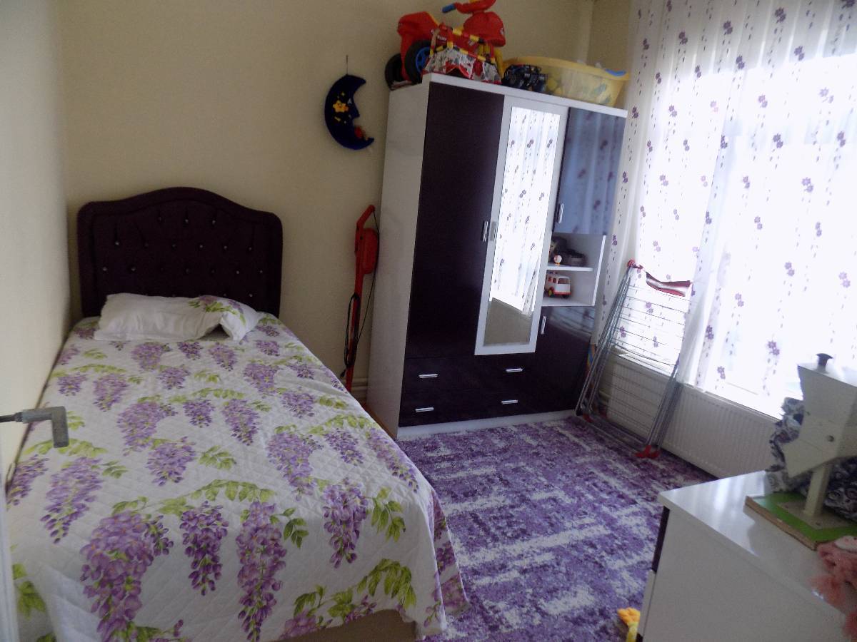İSMAİL KARADENİZ EMLAKTAN ATIŞ CADDESİNDE SATILIK DAİRE
