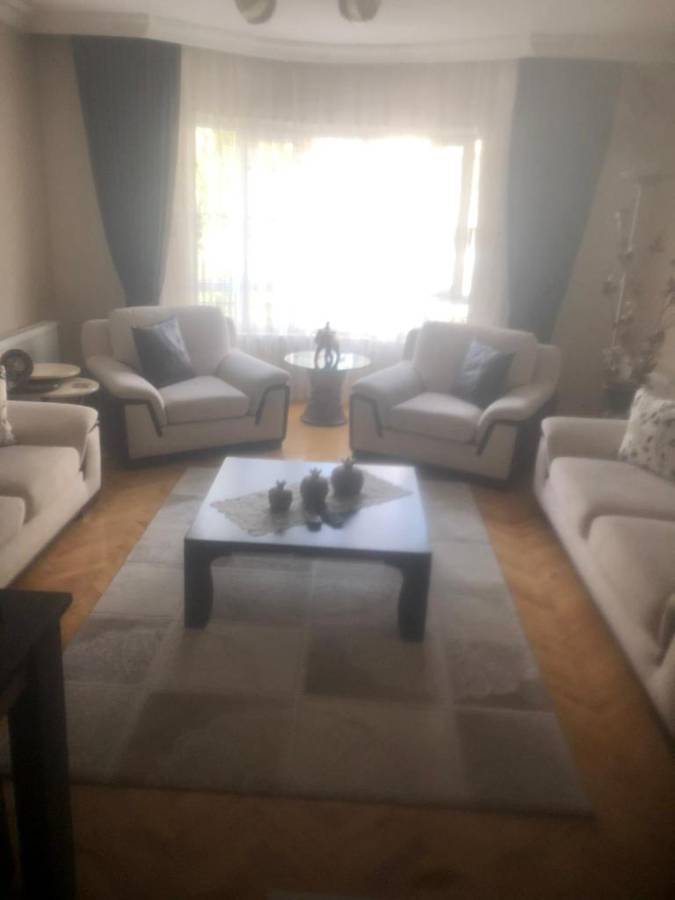 İSMAİL KARADENİZ EMLAKTAN ÇİÇEKLİ MAHALLESİNDE SATILIK DAİRE