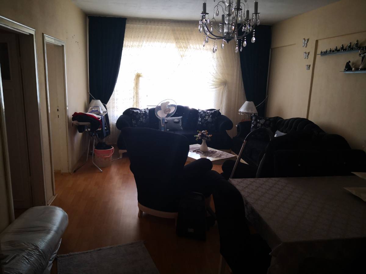 İSMAİL KARADENİZ EMLAKTAN TEPEBAŞI MAHALLESİNDE SATILIK DAİRE