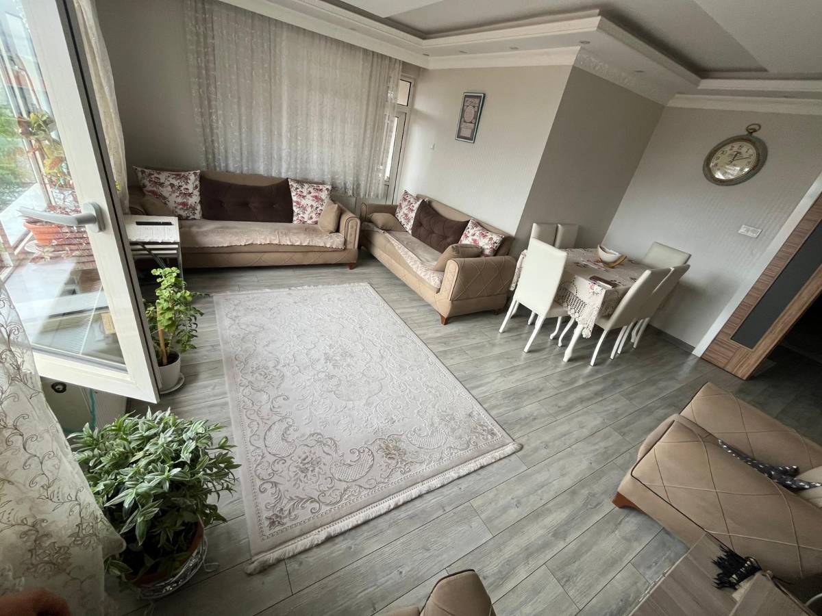 İSMAİL KARADENİZ EMLAKTAN  TEPEBAŞI MAHALLESİNDE  LÜKS YAPILI, 3+1 ARA KAT, BAĞIMSIZ SALONLU, KİRALIK DAİRE 