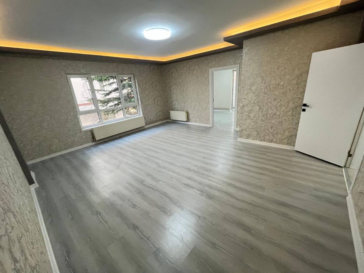 İSMAİL KARADENİZ EMLAKTAN ADNAN MENDERES MAHALLESİNDE FULL YAPILI, METRO YÜRÜME MESAFESİNDE, 2+1 SATILIK DAİRE