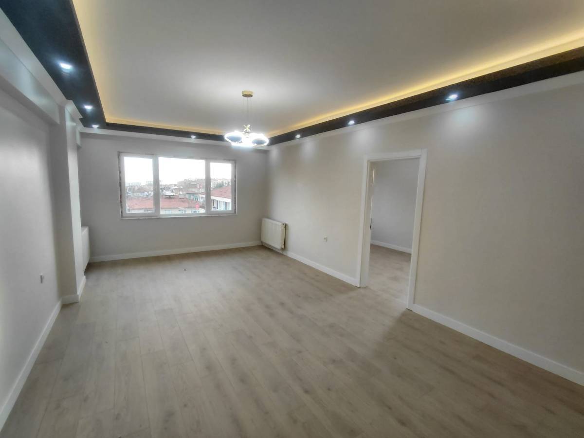 İSMAİL KARADENİZ EMLAKTAN  PINARBAŞI MAH.DE EBEVEYN BANYOLU FULL YAPILI MANZARALI 3+1 SATILIK DAİRE