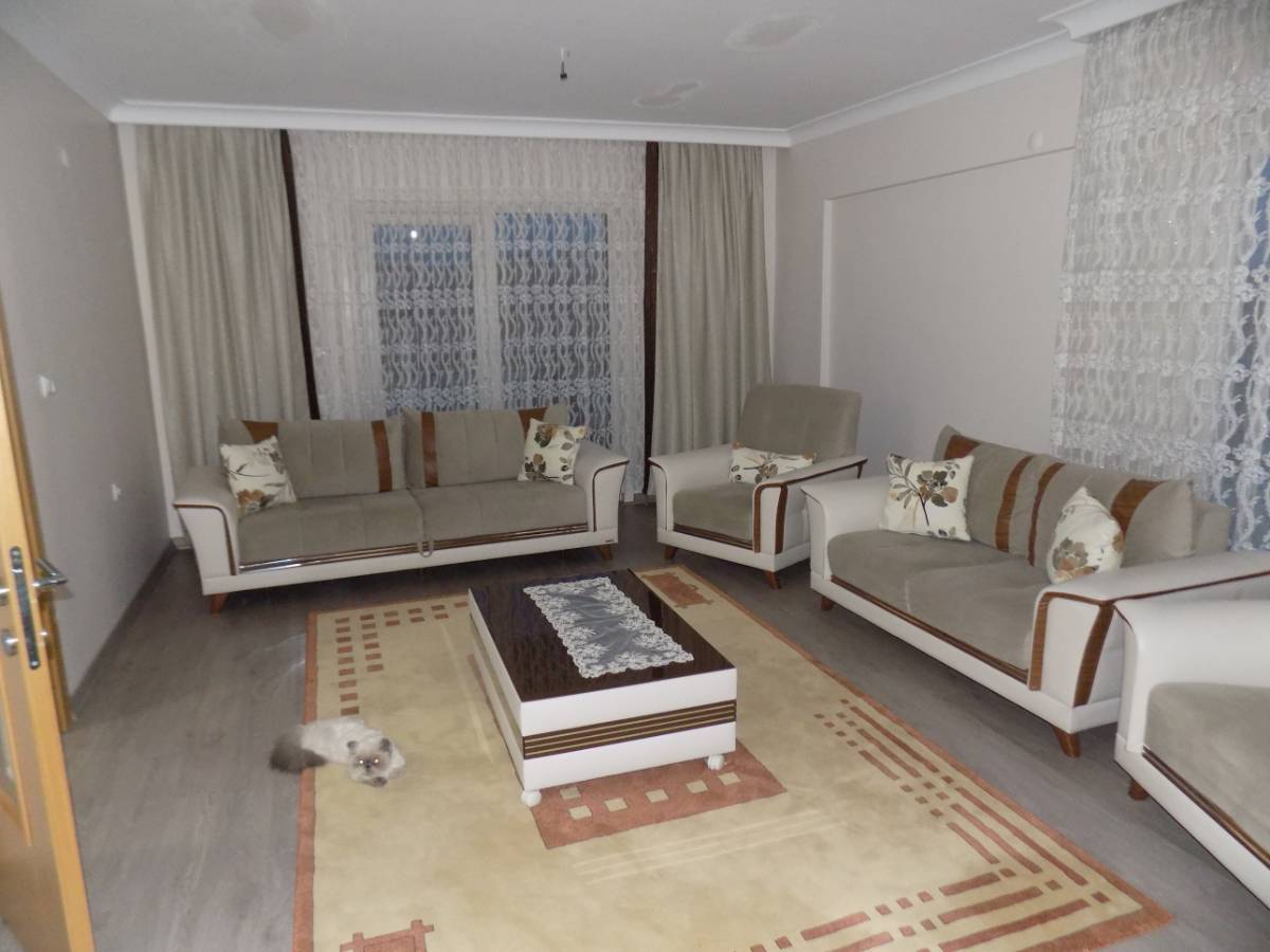 İSMAİL KARADENİZ EMLAKTAN YAKACIK MAHALLESİNDE SATILIK DUBLEKS DAİRE