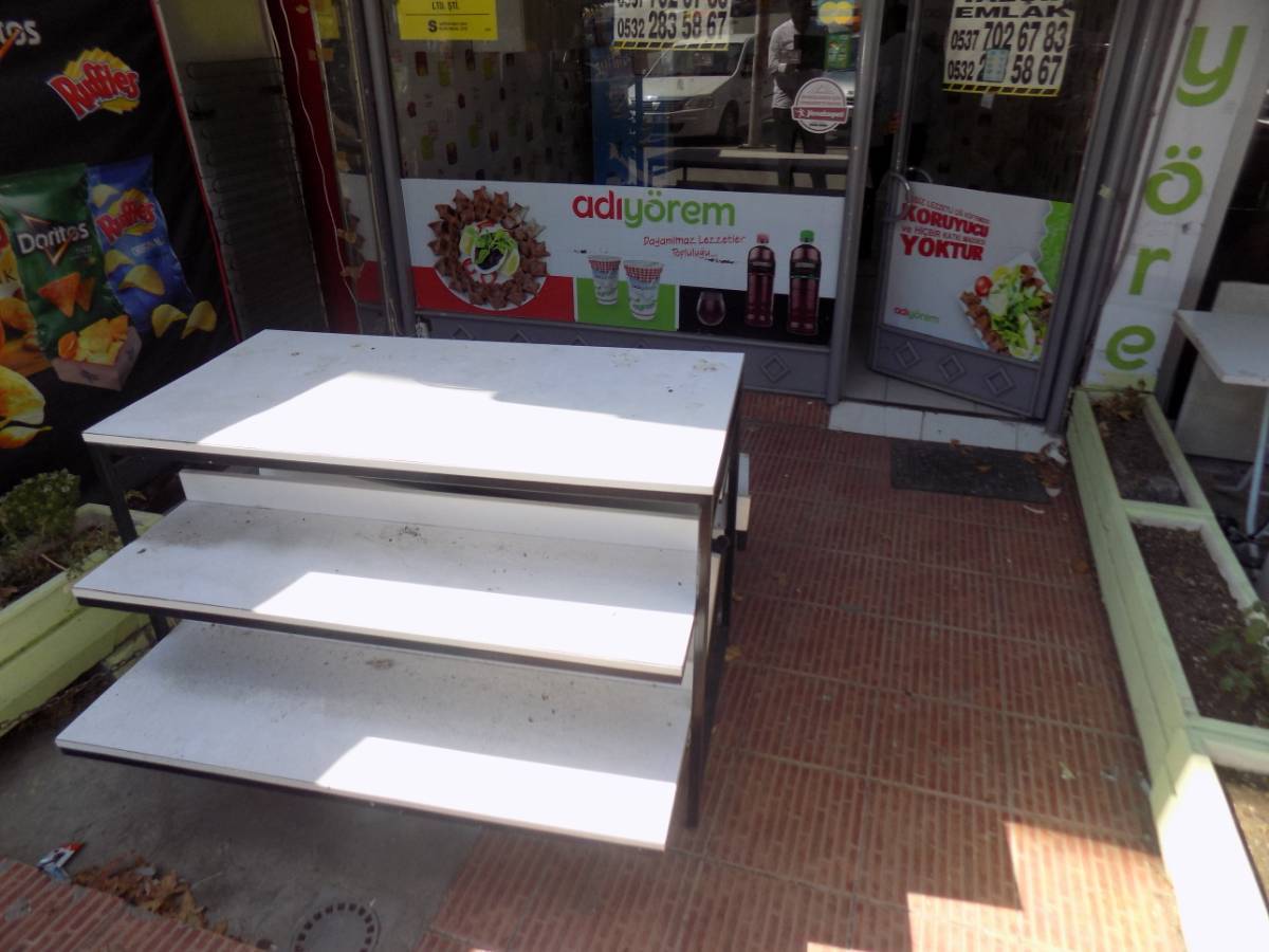 İSMAİL KARADENİZ EMLAKTAN FATİH CADDESİN DE KİRALIK DÜKKAN