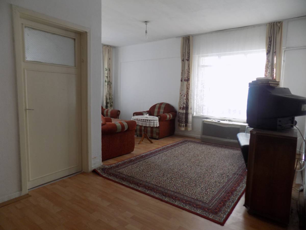 İSMAİL KARADENİZ EMLAKTAN YAKACIK MAHALLESİNDE SATILIK DAİRE