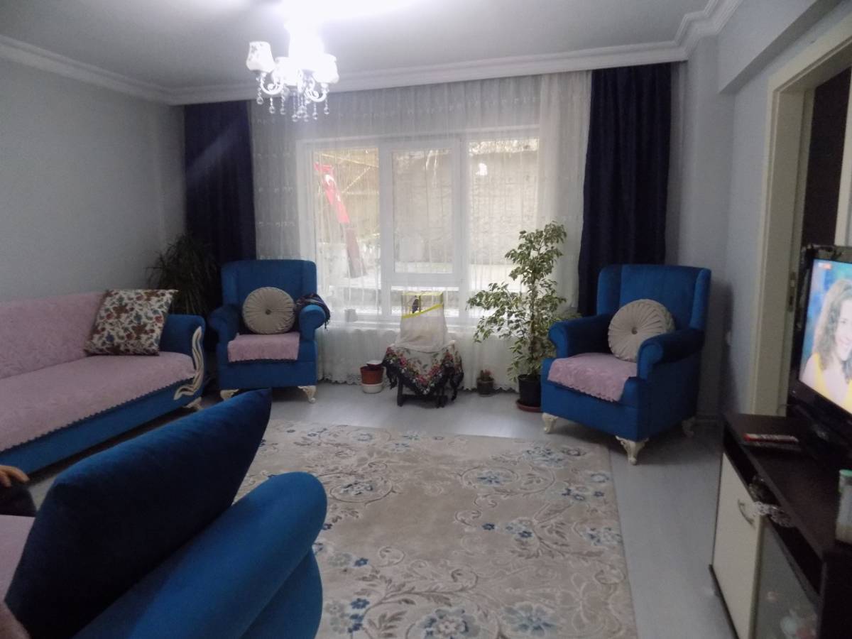 İSMAİL KARADENİZ EMLAKTANKUŞCAĞIZ TAŞDEMİR SOKAKTA SATILIK DAİRE