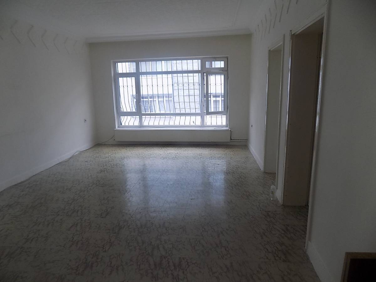 İSMAİL KARADENİZ EMLAKTAN KALABA MAHALLESİNDE SATILIK DAİRE