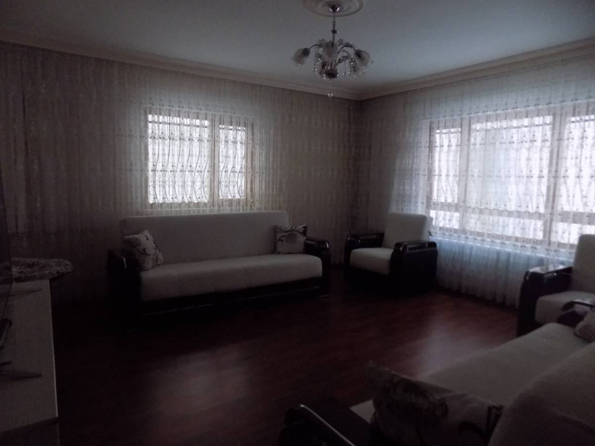 İSMAİL KARADENİZ EMLAKTAN BAĞLARBAŞI MAHALLESİNDE SATILIK DAİRE