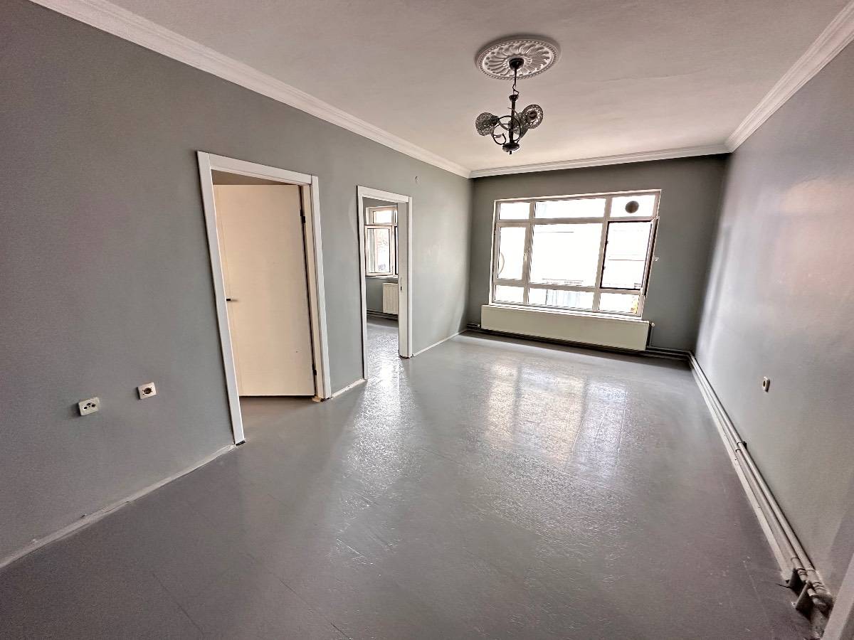 İSMAİL KARADENİZ EMLAK'TAN 3+1 ACİL SATILIK DAİRE...