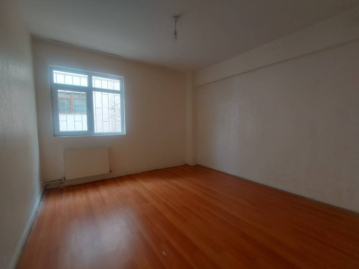 İSMAİL KARADENİZ EMLAKTAN İNCİRLİ MAHALLESİNDE 3+1 SATILIK DAİRE