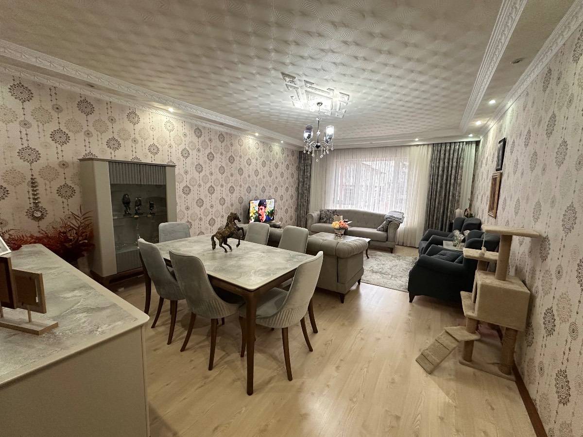 İSMAİL KARADENİZ EMLAKTAN  ŞENLİK MAHALLESİNDE SATILIK DAİRE