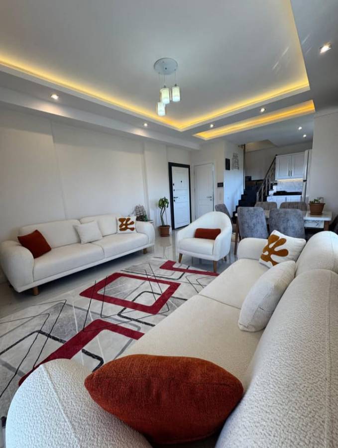 İSMAİL KARADENİZ EMLAKTAN ALANYA MAHMUTLARDA SATILIK DUBLEKS  DAİRE