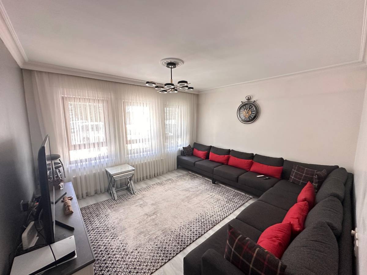 İSMAİL KARADENİZ EMLAKTAN BADEMLİK MAHALLESİNDE SATILIK DAİRE