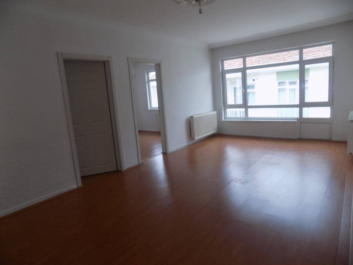 İSMAİL KARADENİZ EMLAKTAN PINARBAŞI MAHALLESİNDE SATILIK DAİRE.
