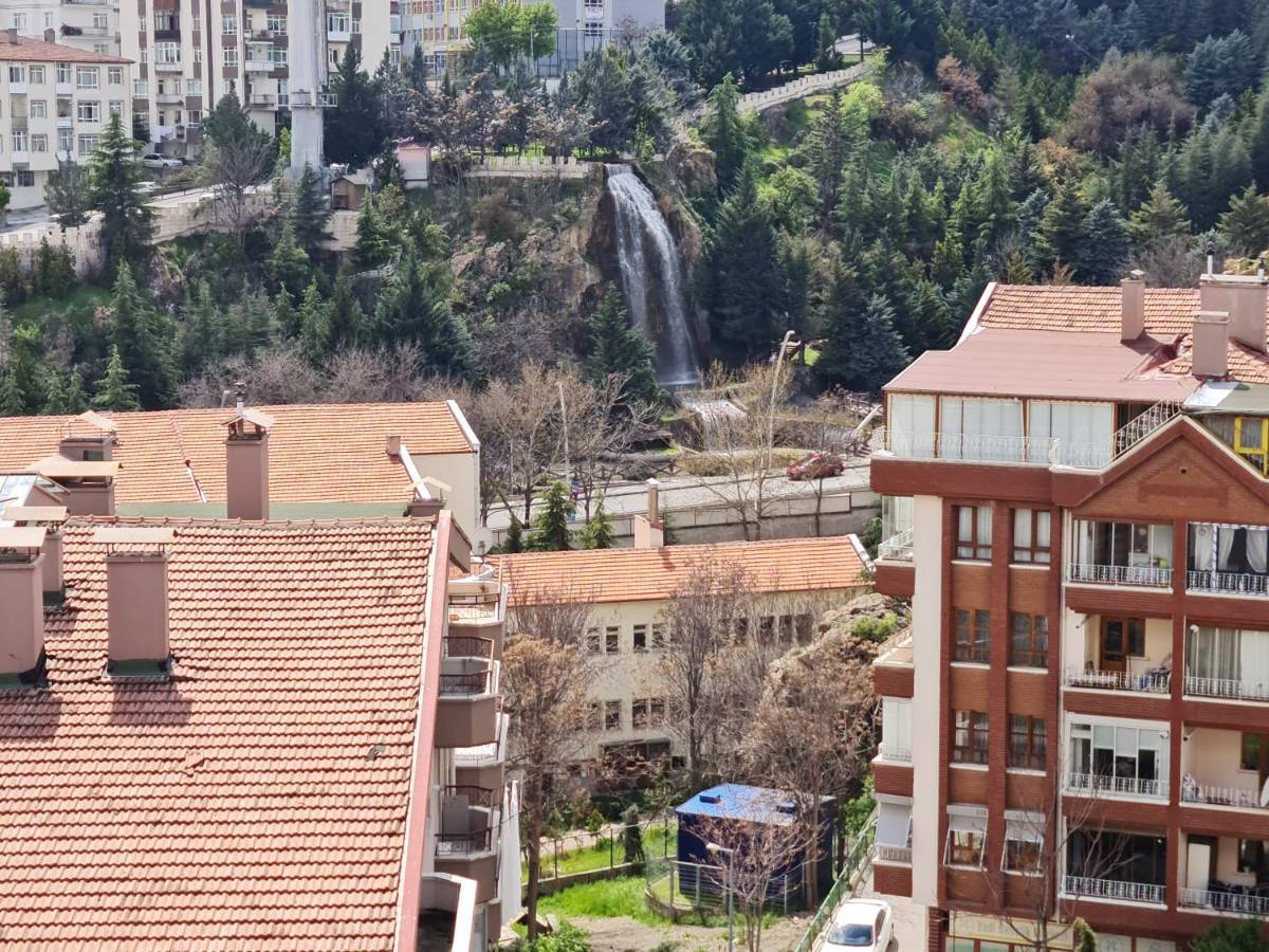 İSMAİL KARADENİZ EMLAKTAN  GÜÇLÜKAYA  MAHALLESİNDE 3+1 KİRALIK DAİRE
