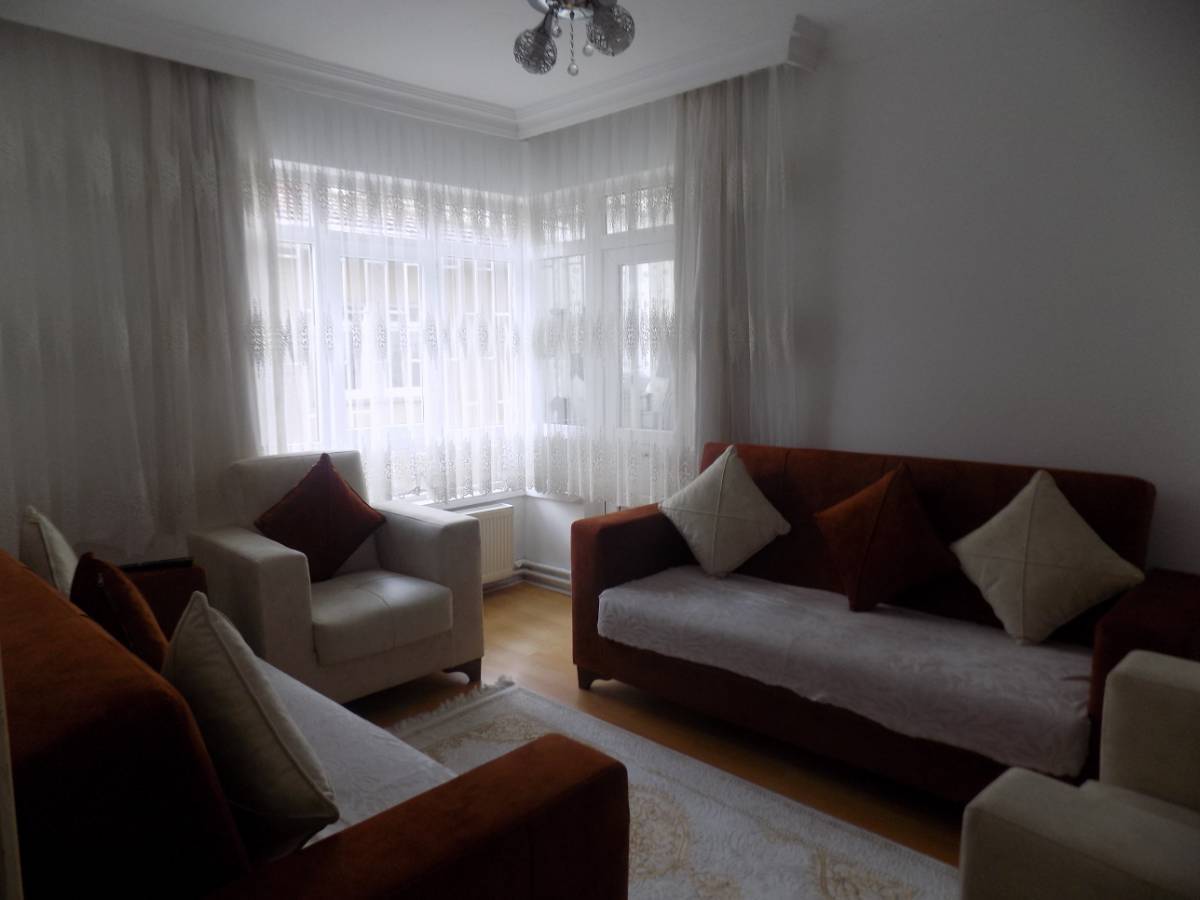 İSMAİL KARADENİZ EMLAKTAN KOTTA 2+1 BALKONLU SATILIK DAİRE