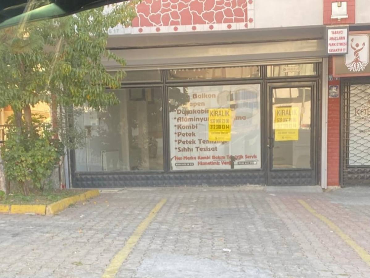 İSMAİL KARADENİZ EMLAKTAN  19 MAYIS CADDESİ &Uuml;ZERİNDE 125 METREKARE KİRALIK D&Uuml;KKAN
