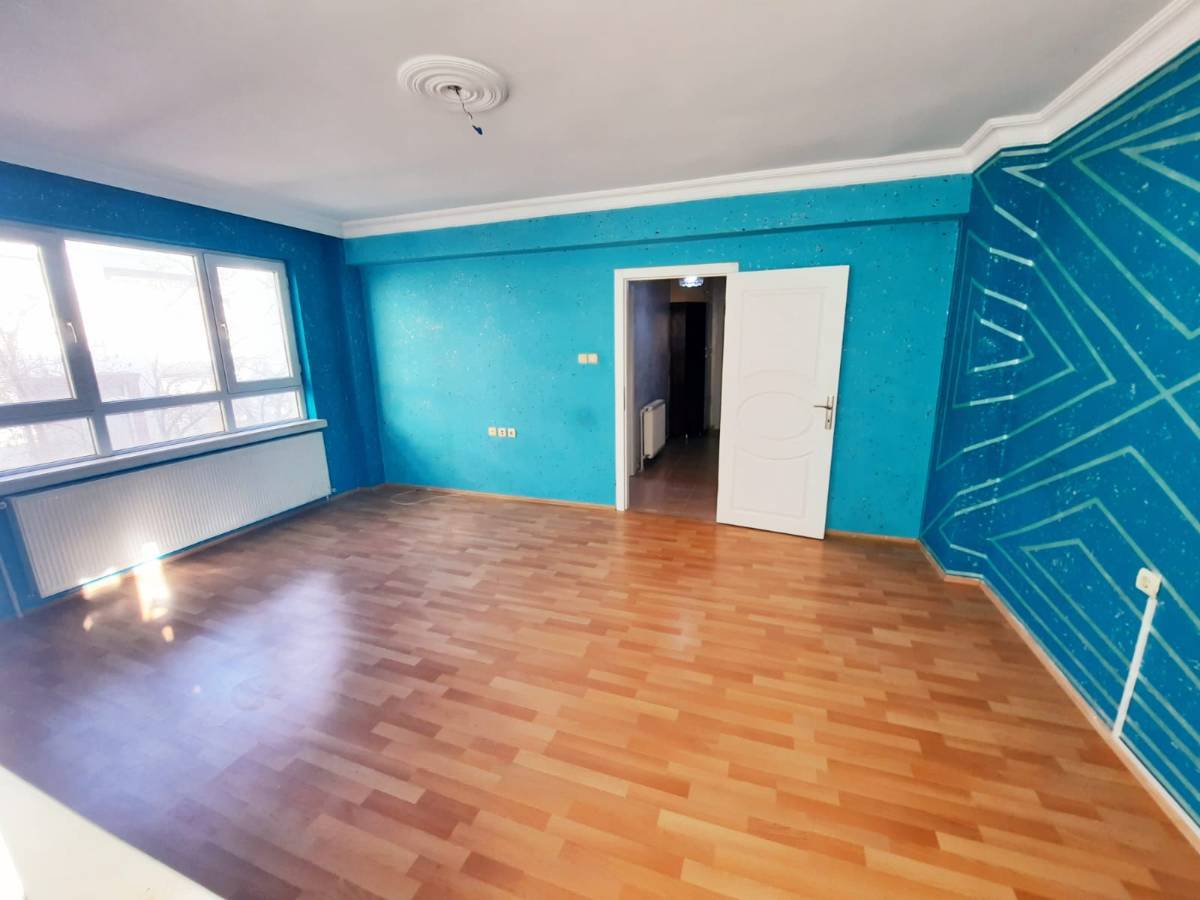 İSMAİL KARADENİZ EMLAKTAN  AKTEPE MAHALLESİNDE SATILIK DAİRE