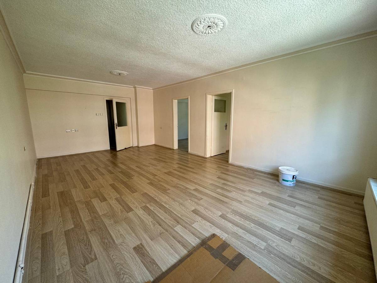 İSMAİL KARADENİZ EMLAKTAN TEPEBAŞI MAHALLESİNDE KİRALIK DAİRE