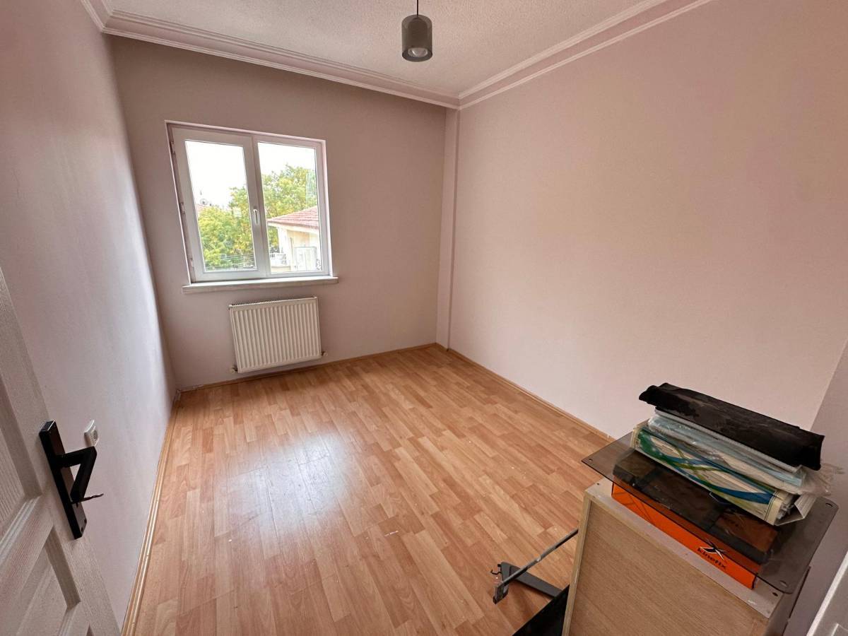 İSMAİL KARADENİZ EMLAKTAN  BAĞLARBAŞI MAHALLESİNDE BAĞIMSIZ SALONLU, 3+1 SATILIK DAİRE