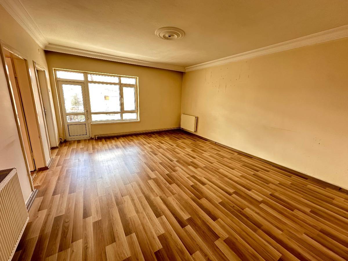 İSMAL KARADENİZ EMLAK'TAN KARARGAHTEPE DE 3+1 KİRALIK DAİRE