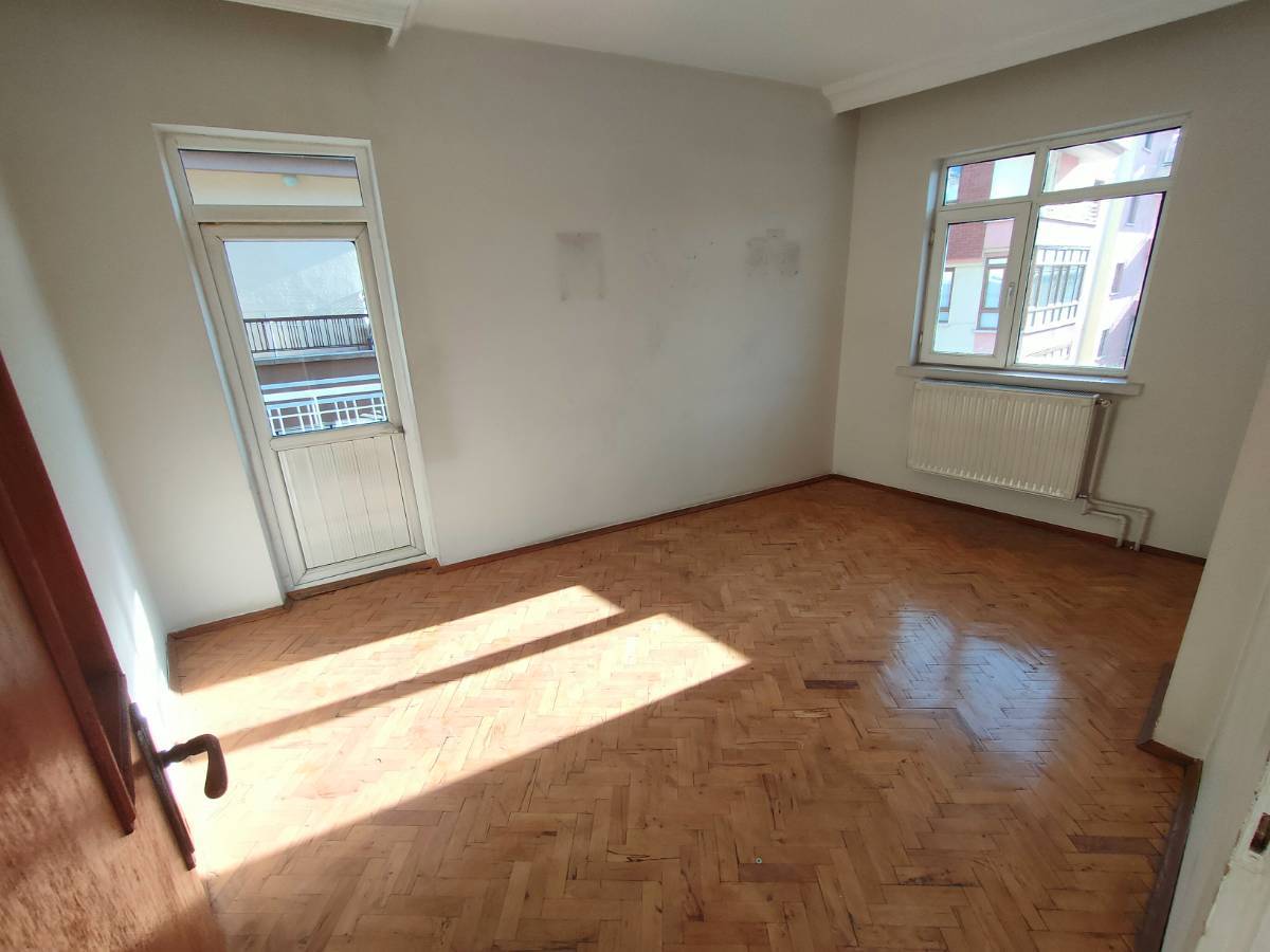 İSMAİL KARADENİZ EMLAKTAN 19 MAYIS MAHALLESİ  KİRALIK  DAİRE