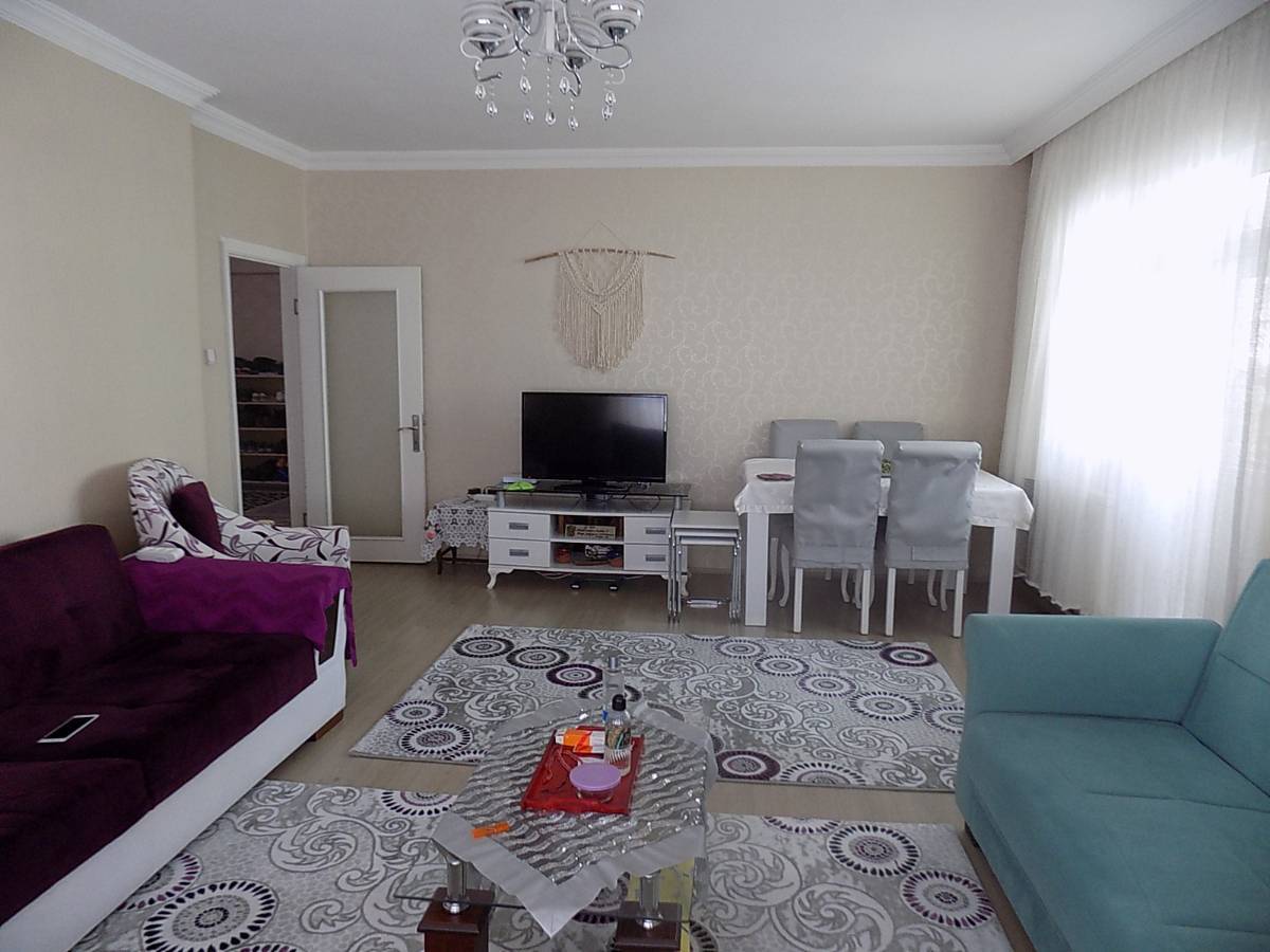 FOÇA SOKAKTA KATTA ÖN CEPHE BAĞIMSIZ DAİRE