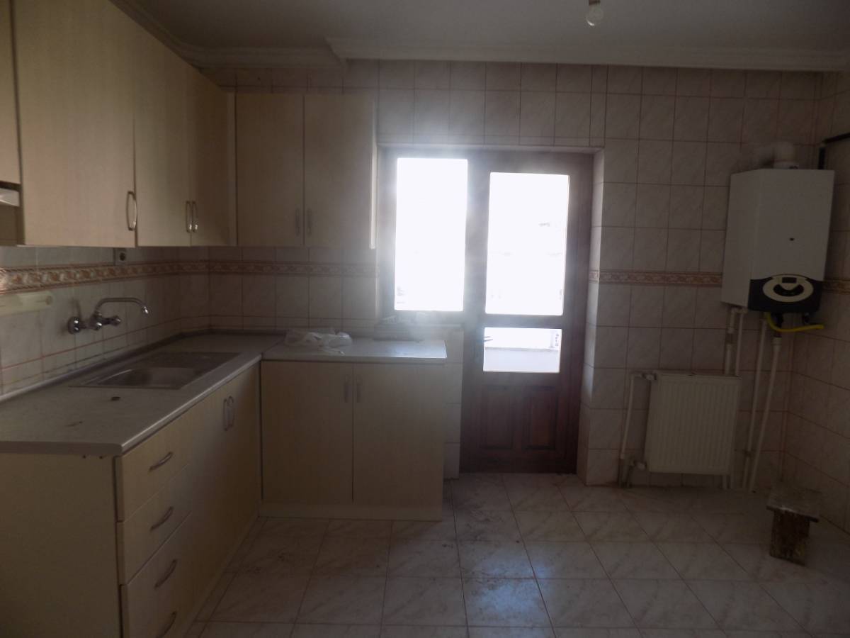 İSMAİL KARADENİZ EMLAK TAN YEŞİLTEPE DE CADDE ÜZERİ AÇIK TERASLI SATILIK DUBLEX DAİRE