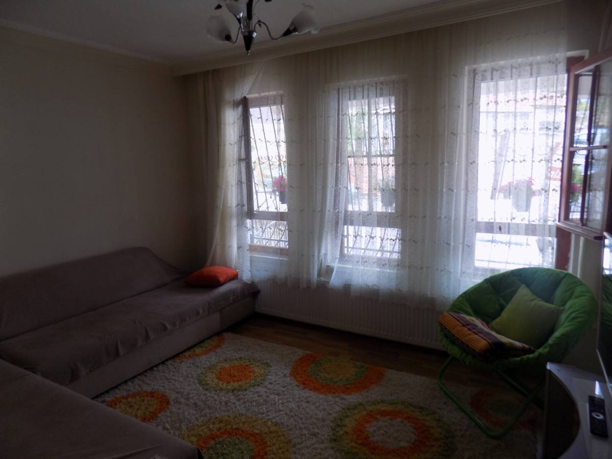 İSMAİL KARADENİZ EMLAKTAN OSMANGAZİ MAHALLESİNDE SATILIK DAİRE