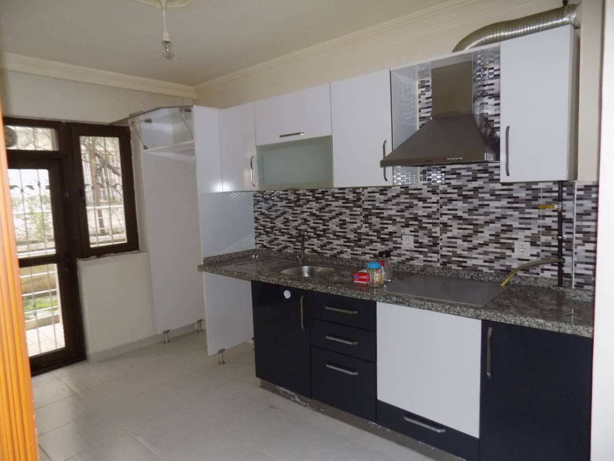 İSMAİL KARAEDENİZ EMLAKTAN ŞEFKAT MAHALLESİNDE SATILIK DAİRE