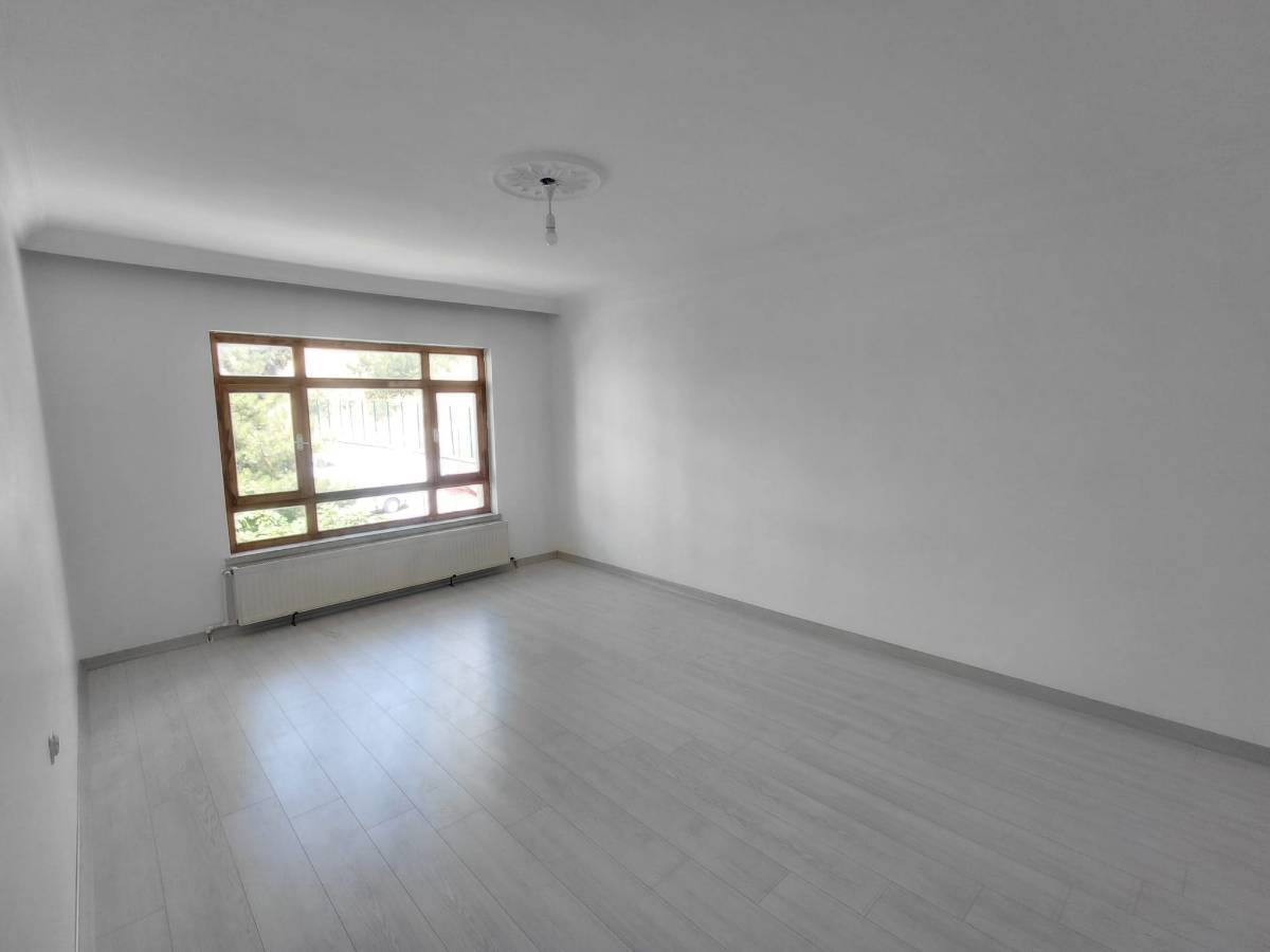 İSMAİL KARADENİZ EMLAKTAN  G&Uuml;&Ccedil;L&Uuml;KAYA MAHALLESİNDE BAĞIMSIZ SALONLU, KATTA, METRO YAKINI, 3+1 KİRALIK DAİRE