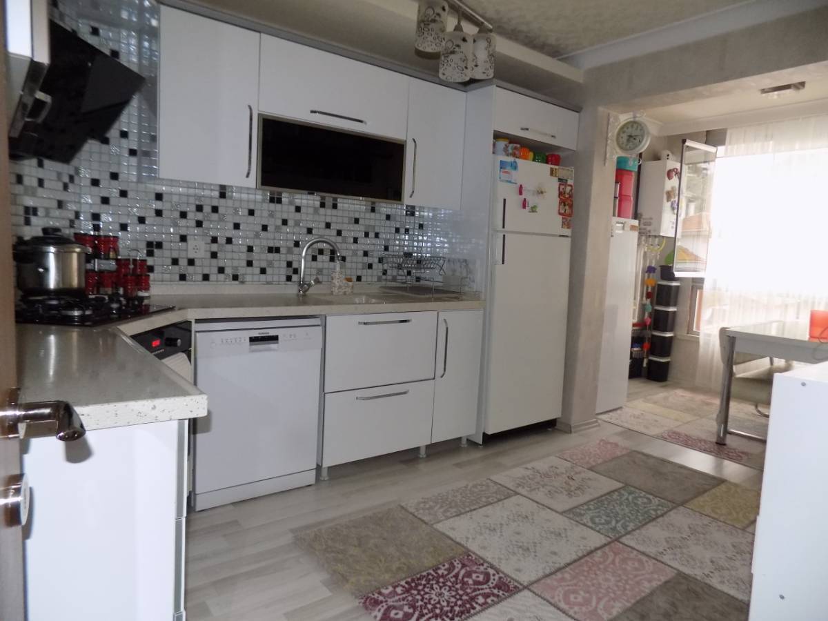 İSMAİL KARADENİZ EMLAKTAN BAGLARBAŞI MAHALLESİN DE ASANSÖRLÜ FULL+FULL SATILIK DAİRE