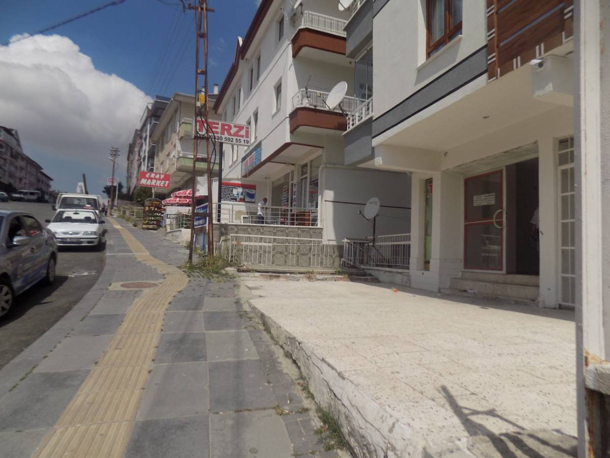İSMAİL KARADENİZ EMLAK TAN PINARBAŞI MAHALLESİN DE KİRALIK DÜKKAN