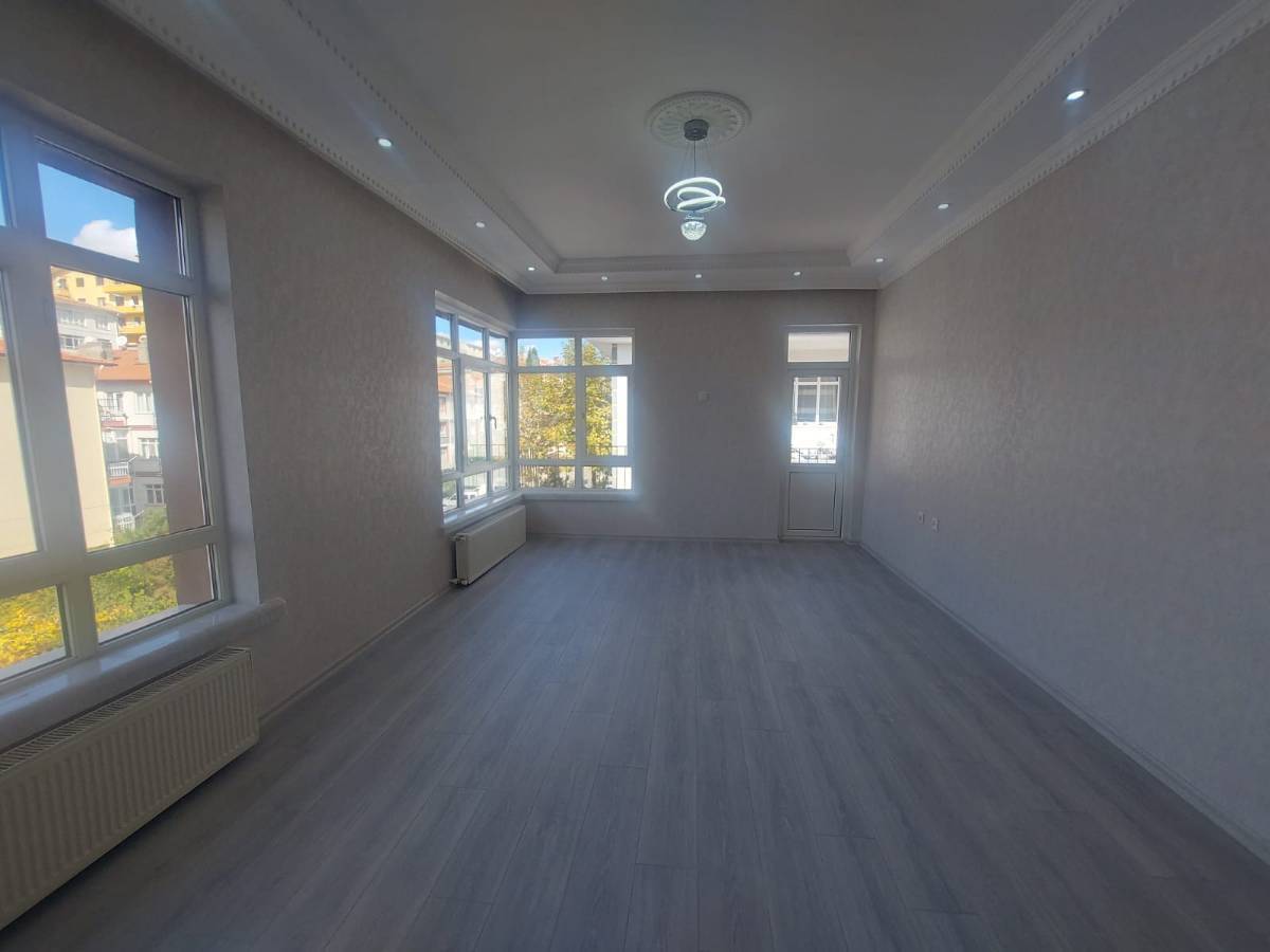 İSMAİL KARADENİZ EMLAKTAN  TEPEBAŞI MAHALLESİNDE FULL YAPILI, BAĞIMSIZ, 3+1 SATILIK DAİRE