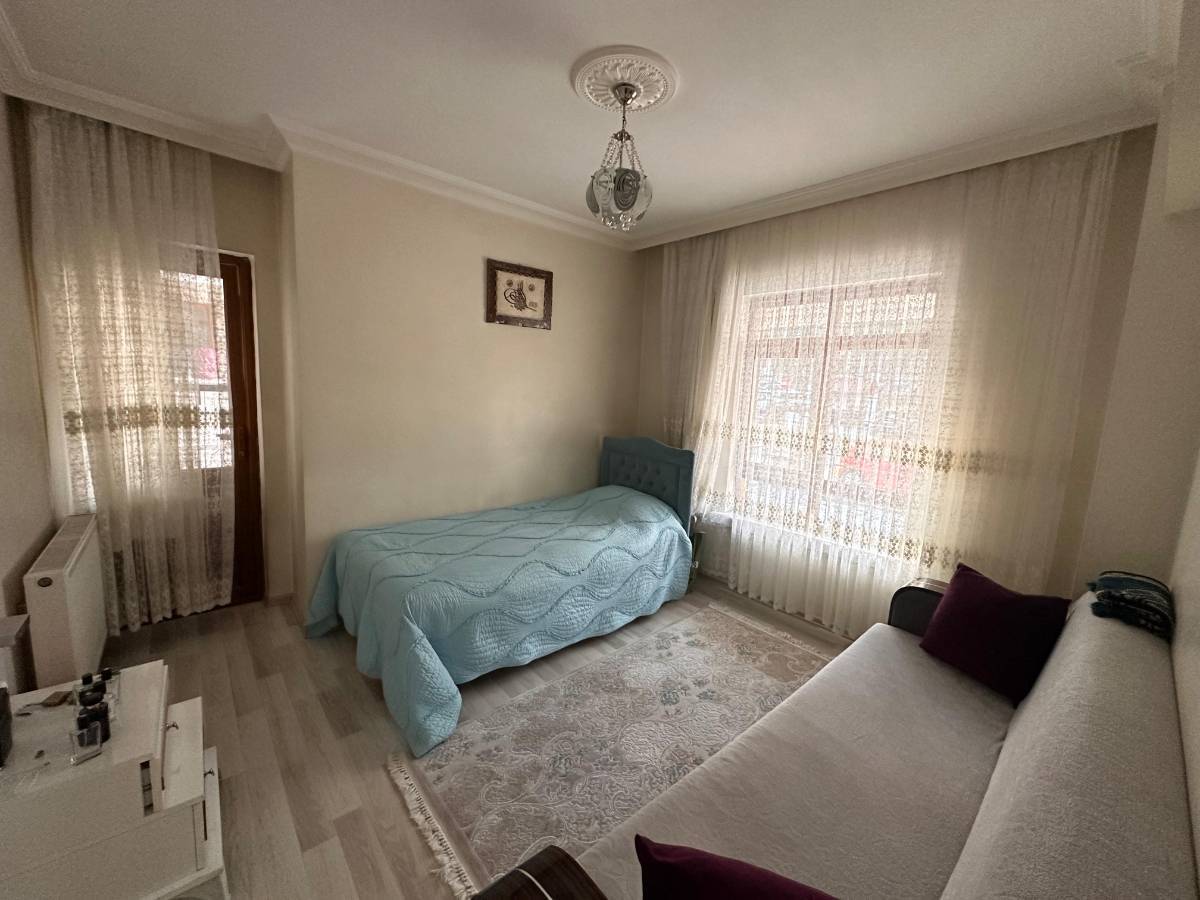 İSMAİL KARADENİZ EMLAKTAN  TEPEBAŞI MAHALLESİNDE SATILIK DAİRE