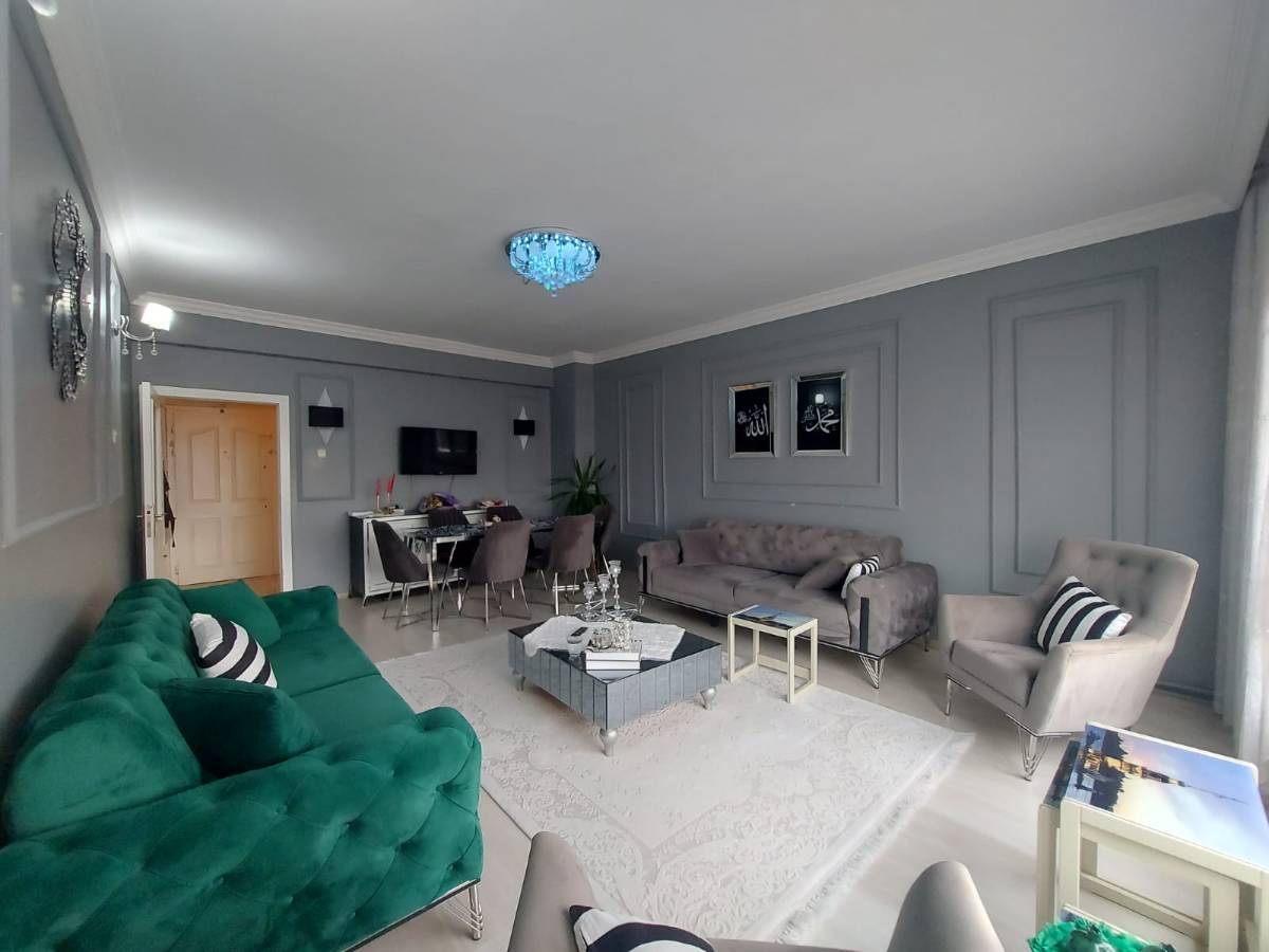 İSMAİL KARADENİZ EMLAKTAN  TEPEBAŞI MAHALLESİNDE SATILIK DAİRE