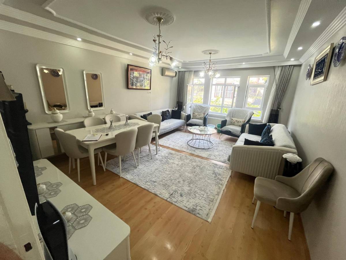 İSMAİL KARADENİZ EMLAKTAN  PINARBAŞI MAHALLESİNDE 3+1  SATILIK DAİRE