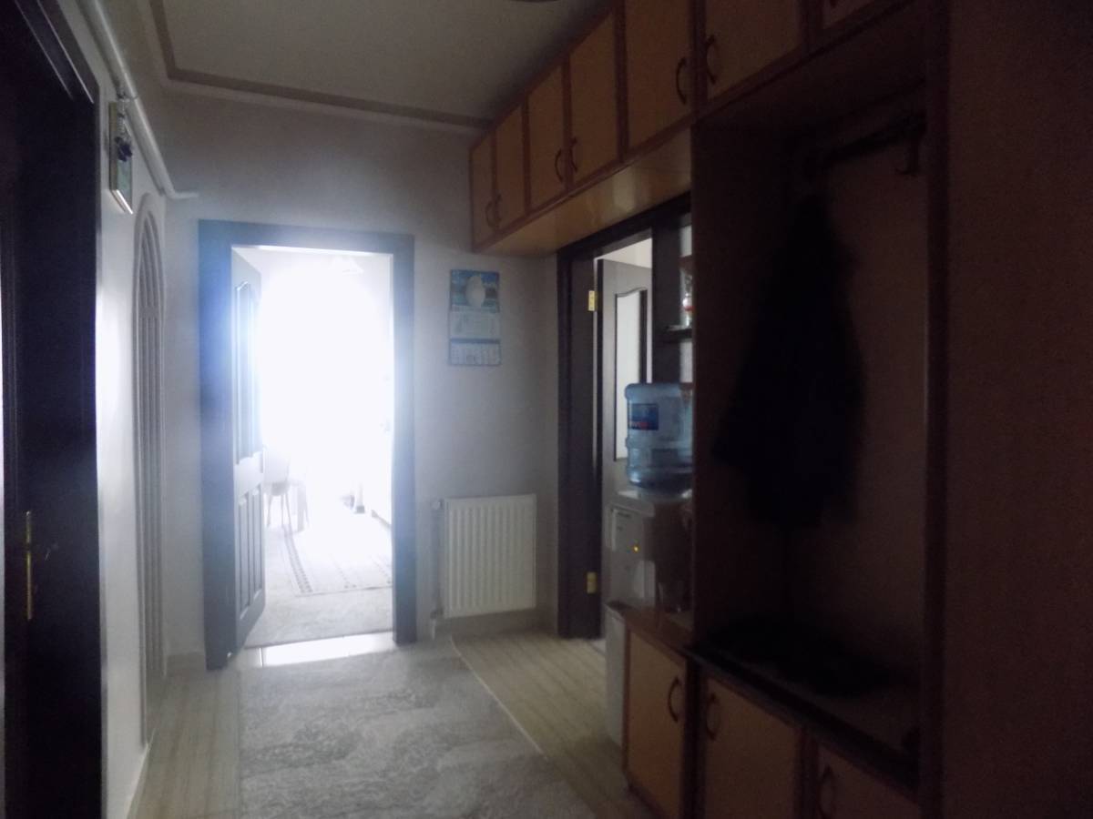 İSMAİL KARADENİZ EMLAKTAN TEPEBAŞI MAHALLESİNDE SATILIK DAİRE