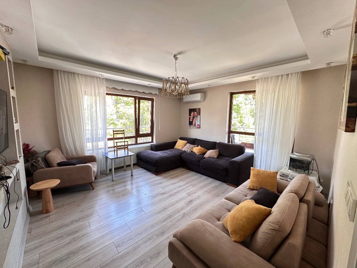 İSMAİL KARADENİZ EMLAK'TAN BASINEVLERİN DE YENİ BİNA ORTA KAT SATILIK DAİRE...