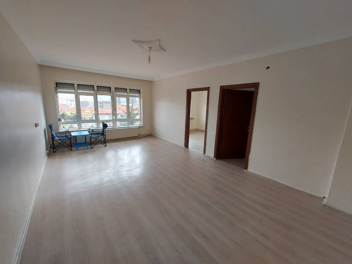 İSMAİL KARADENİZ EMLAKTAN KIZLARPINARI CADDESİNDE KİRALIK MANZARALI DAİRE