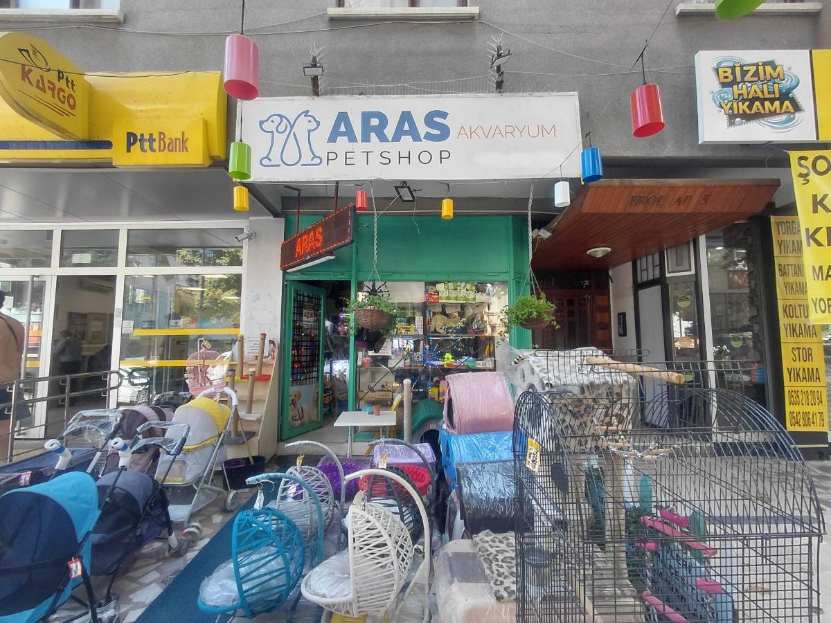 İSMAİL KARADENİZ EMLAKTAN  TEPEBAŞI G&Ouml;BEKTE M&Uuml;ŞTERİSİ HAZIR DEVREN SATILIK PET SHOP 