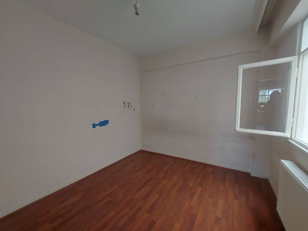 İSMAİL KARADENİZ EMLAKTAN  TEPEBAŞI MAHALLESİNDE ARA KAT, MANZARALI,  3+1 KİRALIK DAİRE