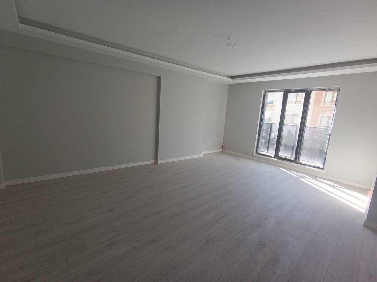 İSMAİL KARADENİZ EMLAKTAN BAĞLARBAŞI MAHALLESİNDE YENİ BİNADA, ASANS&Ouml;RL&Uuml;, L&Uuml;KS YAPILI 2+1 VE 3+1 SATILIK DAİRELER