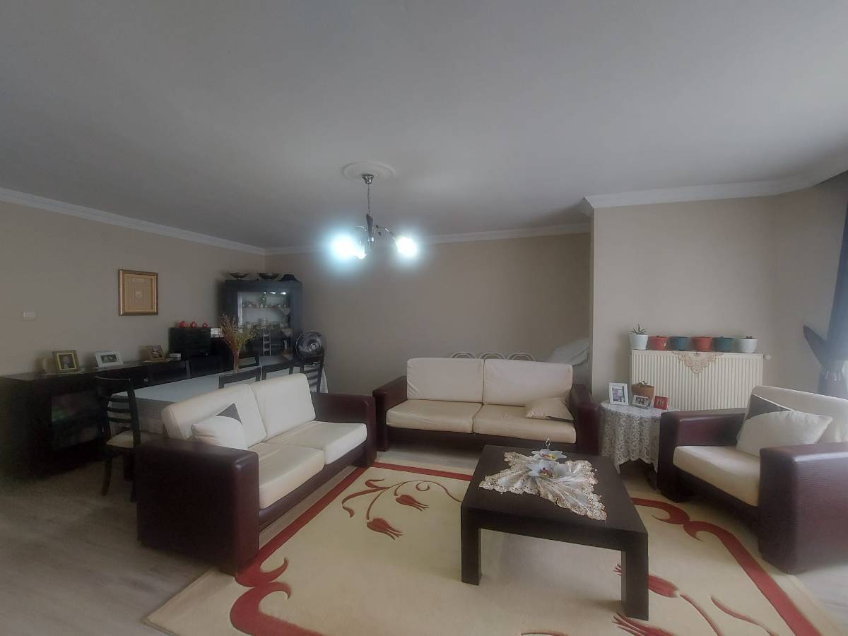 İSMAİL KARADENİZ EMLAKTAN KAMİL OCAK MAHALLESİNDE KENTSEL D&Ouml;N&Uuml;Ş&Uuml;M İ&Ccedil;İNDE, 3+1 SATILIK DAİRE