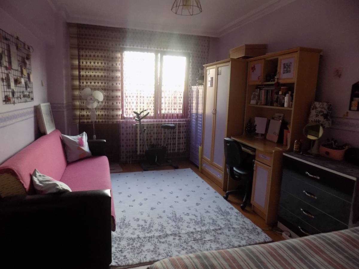 İSMAİL KARADENİZ EMLAK'TAN KARARGAHTEPE'DE SATILIK DAİRE
