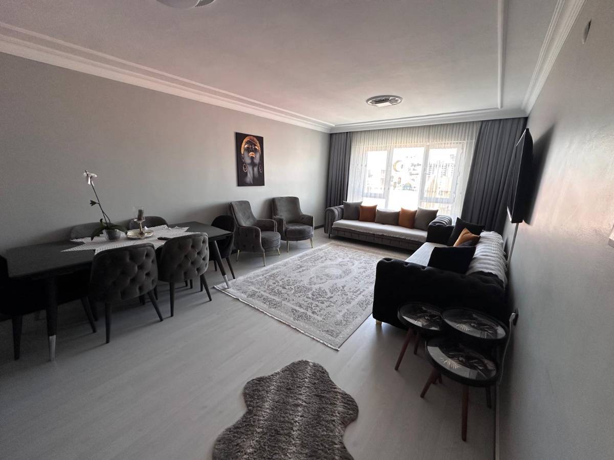 İSMAİL KARADENİZ EMLAKTAN  KÖŞK MAHALLESİNDE 3+1  FULL YAPILI, BAGIMSIZ SALONLU, ARA KAT ACİL SATILIK DAİRE