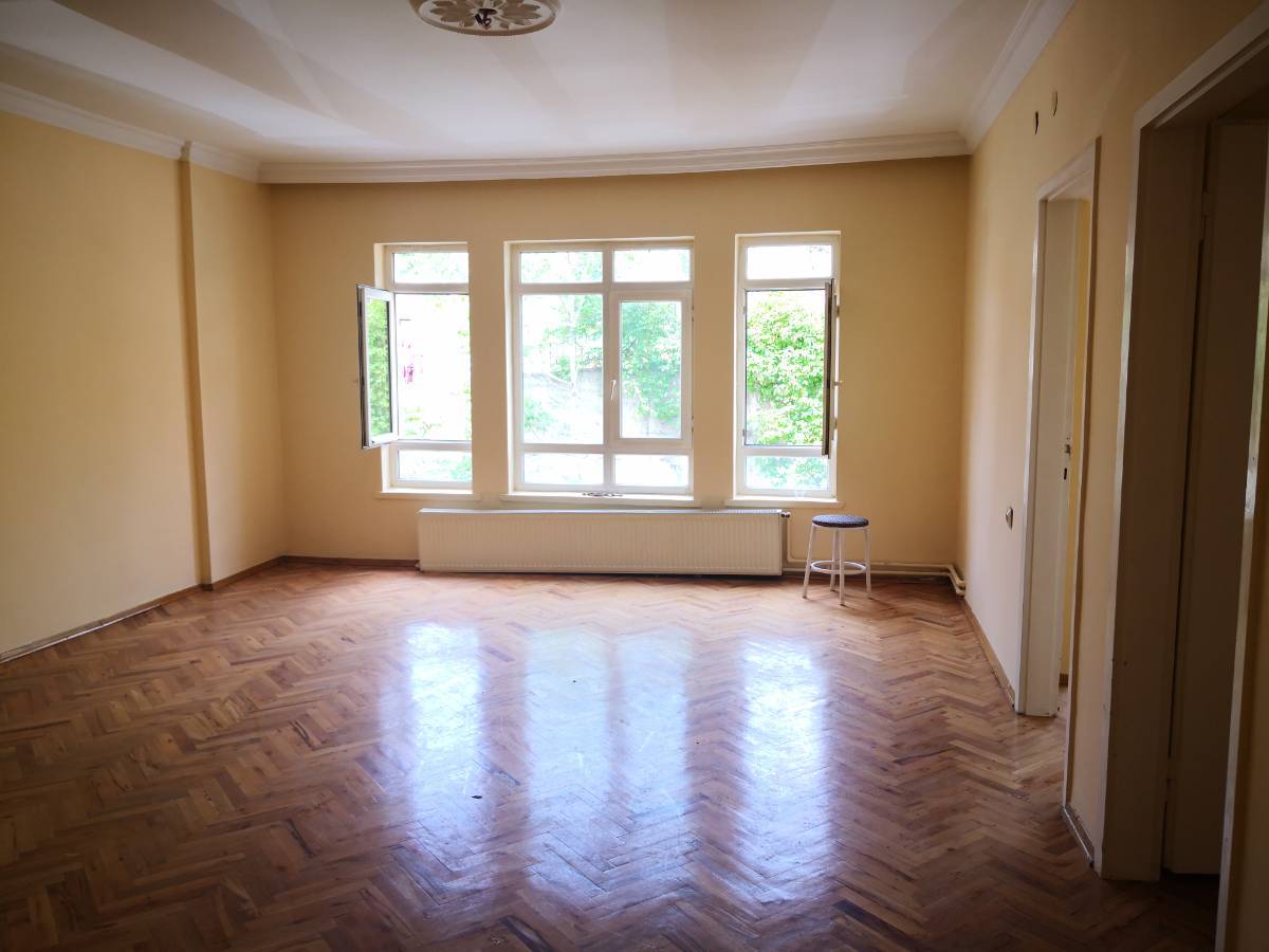 İSMAİL KARADENİZ'DEN SANATORYUM CADDE ÜSTÜ KATTA SATILIK DAİRE